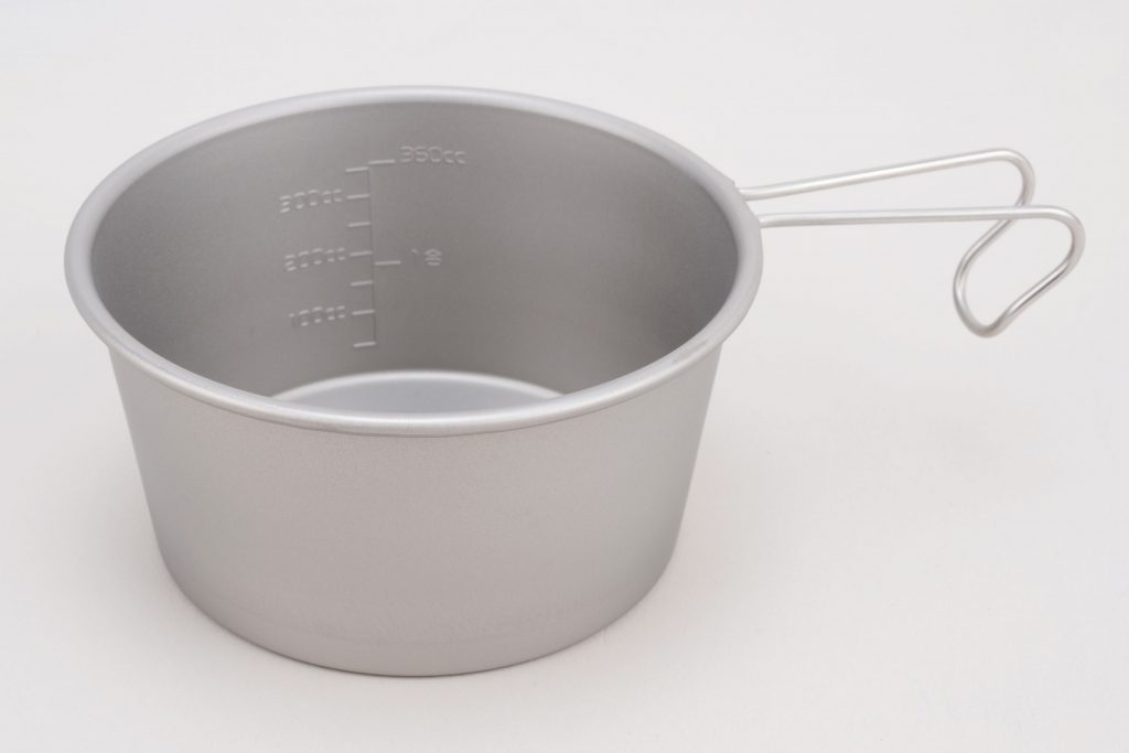 チタン深型シェラカップ480ml 目盛付 Made In
